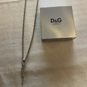 COPY - Dolce & Gabbana chili necklace